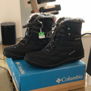 Columbia Minx Shorty III